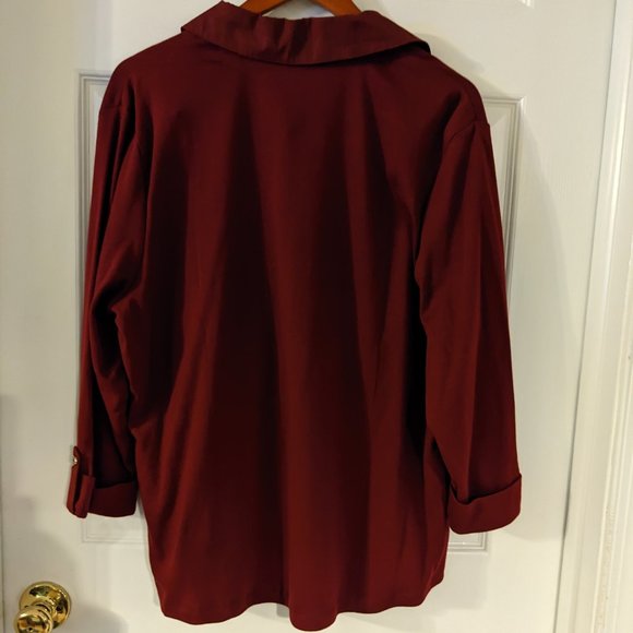 NWT Karen Scott Plus Size V-Neck Woven Top, Merlot, 2X - Picture 3 of 10